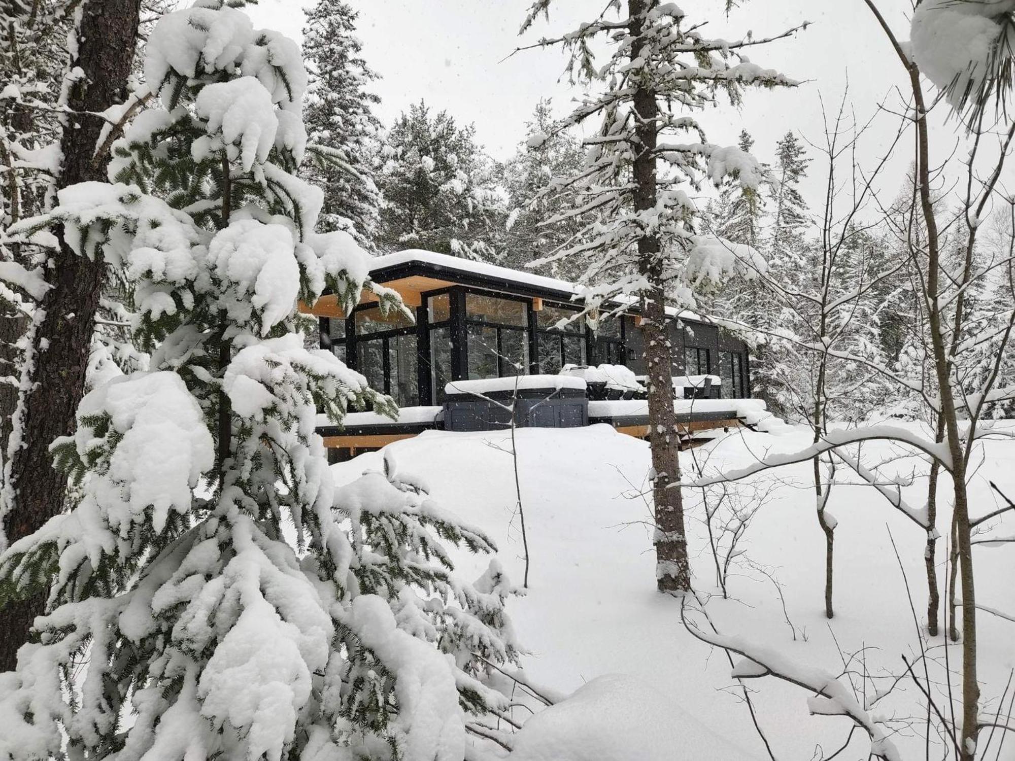 Les Chalets Double K # 1 Saint-Alexis-des-Monts Ngoại thất bức ảnh